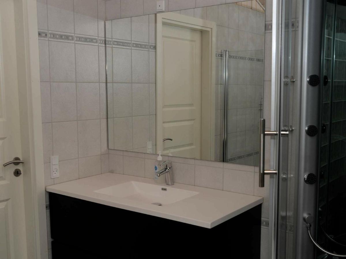 10 Person Holiday Home In Ansager Экстерьер фото